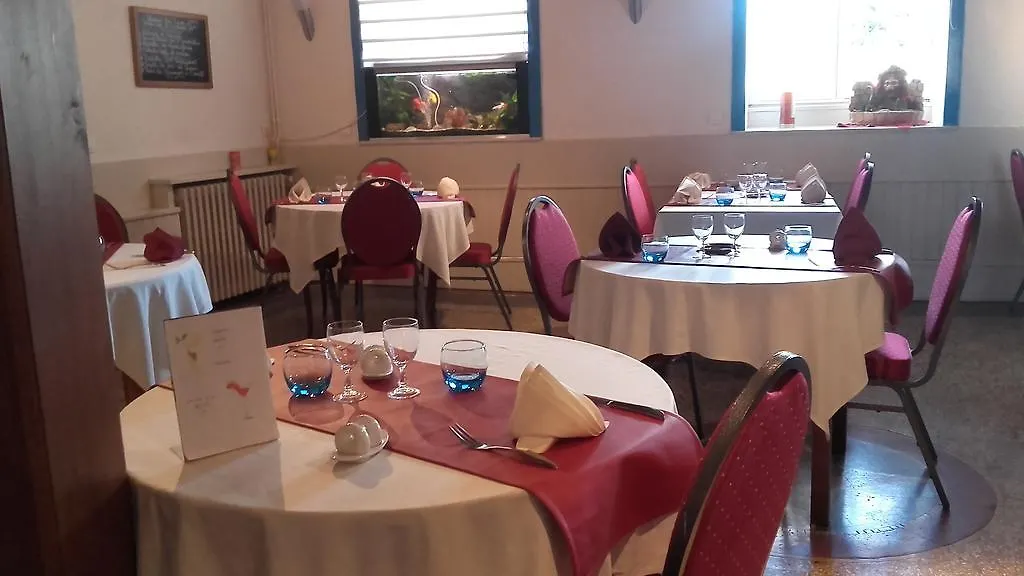 Hotel Restaurant L'Ecrevisse Bourg-de-Thizy