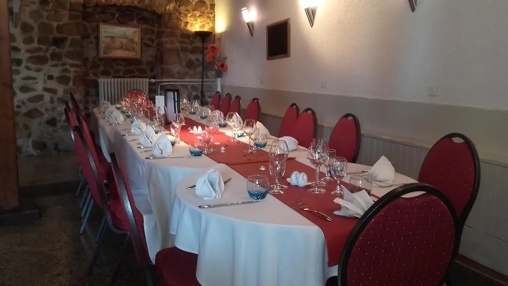 Hotel Restaurant L'Ecrevisse Bourg-de-Thizy