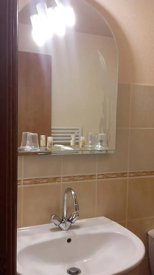 Hotel Restaurant L'Ecrevisse Bourg-de-Thizy